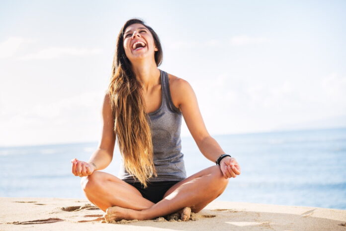La salud es el estado de completo bienestar físico, mental y social de una persona. Se trata de un concepto amplio que incluye la ausencia de enfermedad, la capacidad de disfrutar de una vida plena y productiva, y la adopción de hábitos saludables.
