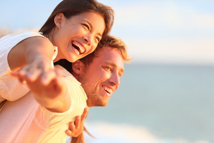 El Sol es energía. Los rayos UV del Sol ayudan a producir vitamina D. Esta trae consigo grandes beneficios para la salud y la vida de las personas.